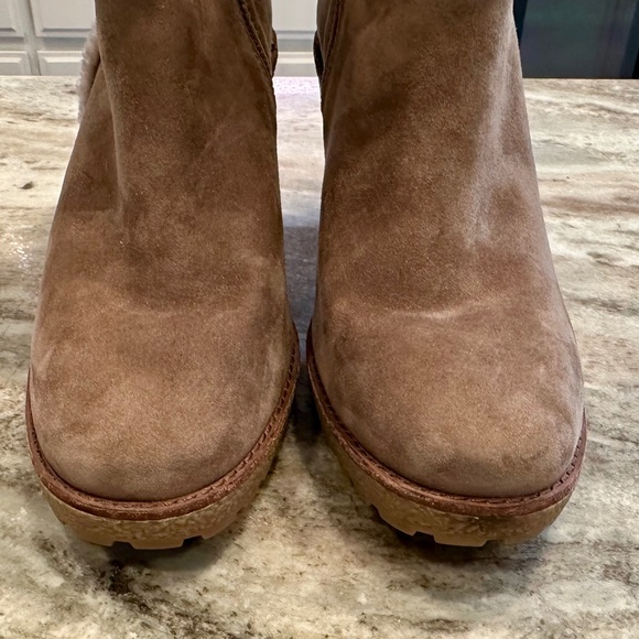 Frye Jen Shearling Short Suede Heeled Zip Up Ankle Bootie - Size 8 - Picture 5 of 8